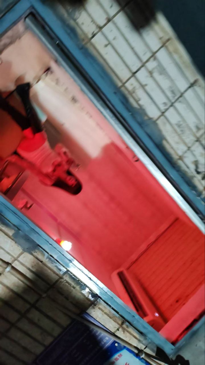 来扬州玩顺便看看亚威新村，进去